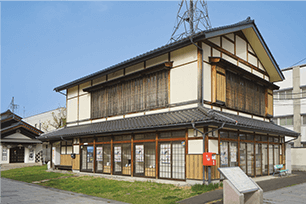 遠野事業所外観